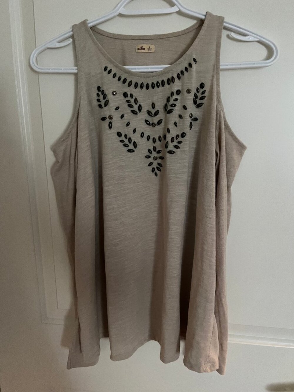 Hollister Cold Shoulder Top L